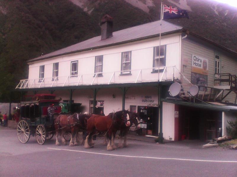 Otira Stagecoach Hotel Kültér fotó