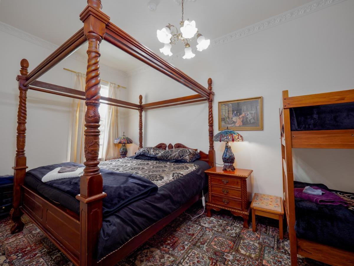 Otira Stagecoach Hotel Kültér fotó