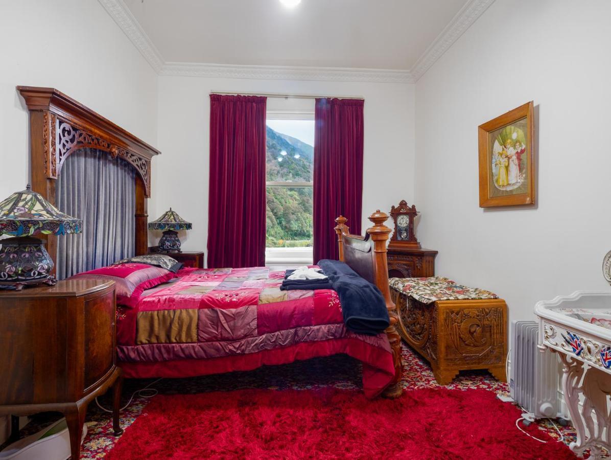 Otira Stagecoach Hotel Kültér fotó