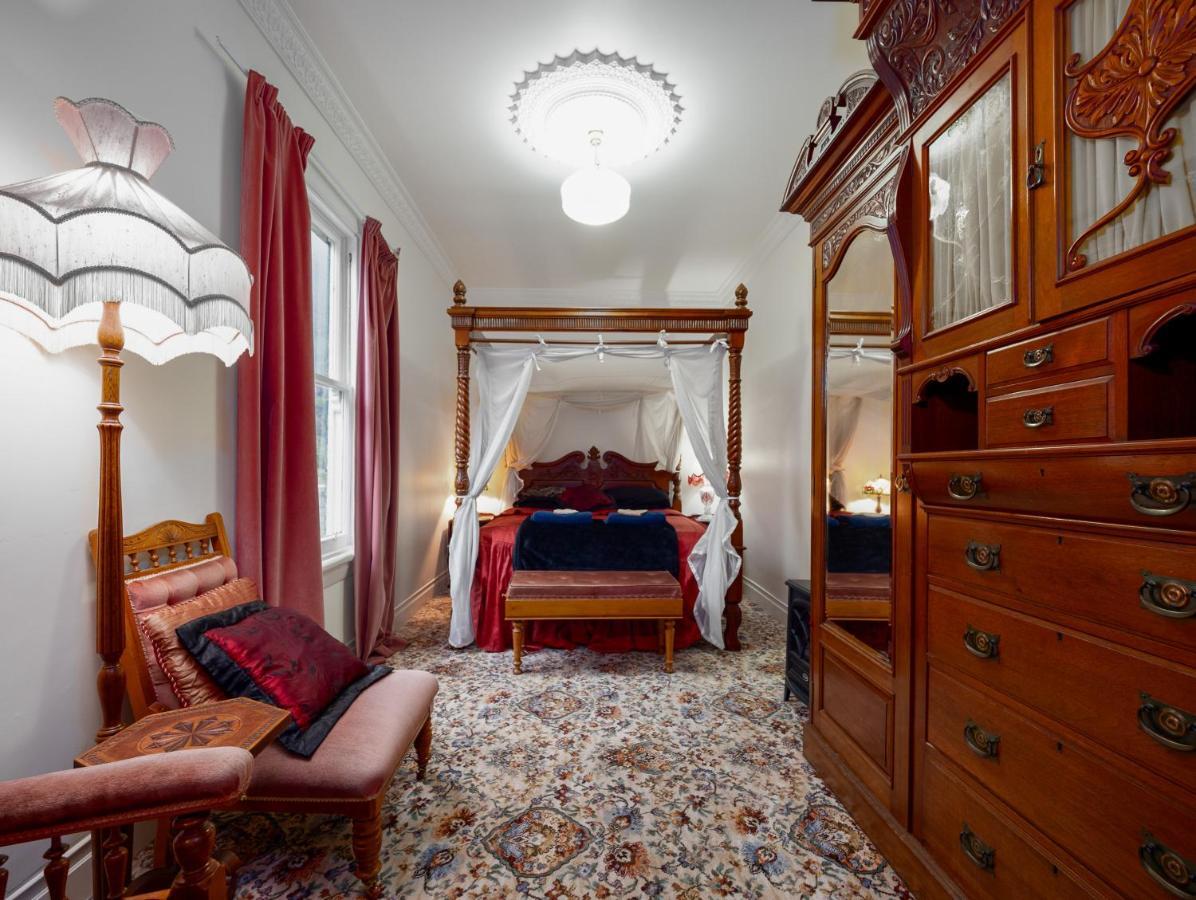 Otira Stagecoach Hotel Kültér fotó