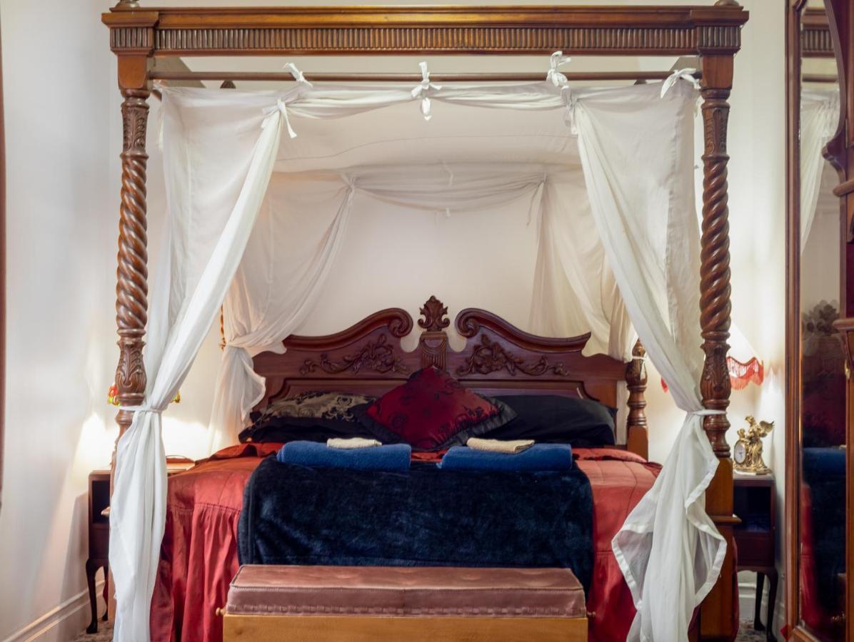 Otira Stagecoach Hotel Kültér fotó